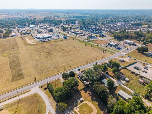 309 Weston Street, Pea Ridge, AR 72751