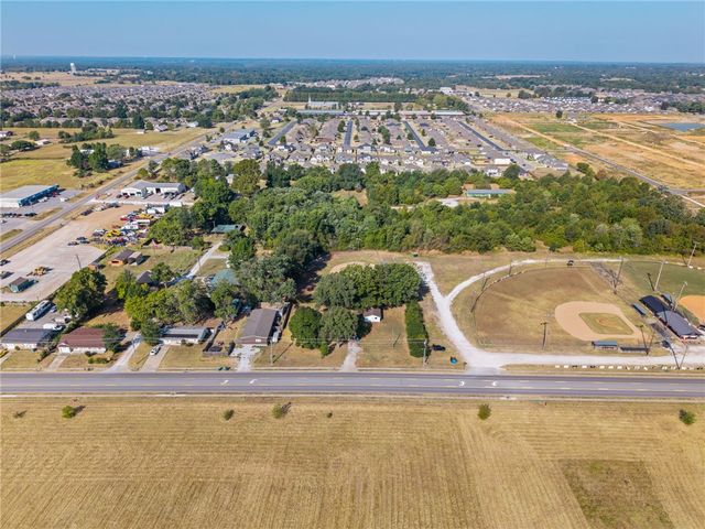 309 Weston Street, Pea Ridge, AR 72751