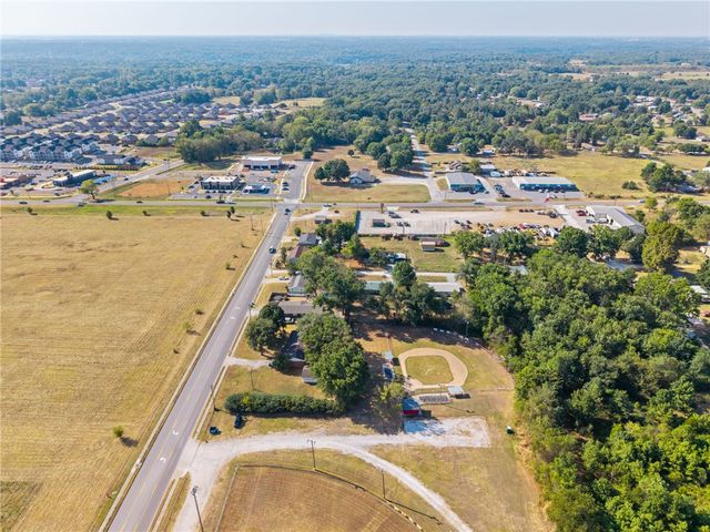 309 Weston Street, Pea Ridge, AR 72751