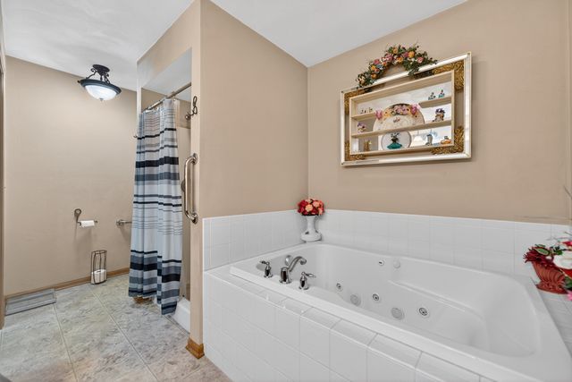 12329 AYRSHIRE Lane, Loves Park, IL 61111