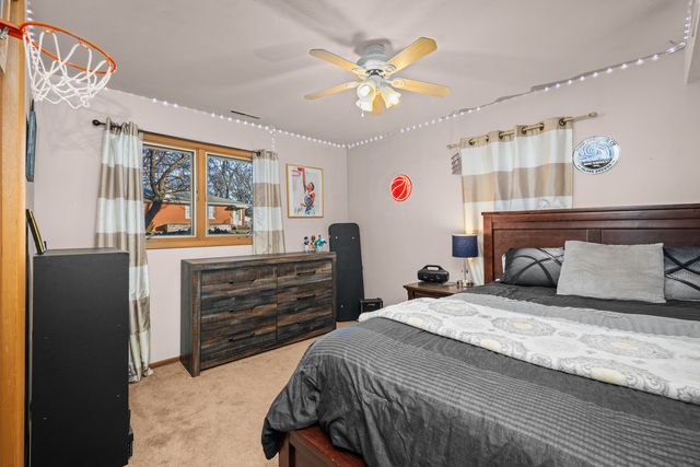 2413 3rd Street, Moline, IL 61265