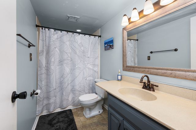 2413 3rd Street, Moline, IL 61265