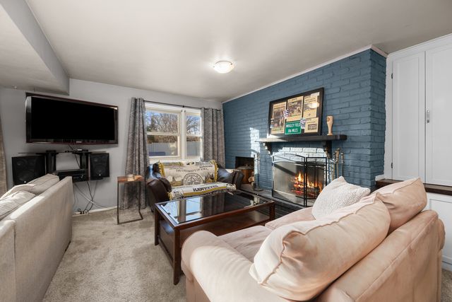 2413 3rd Street, Moline, IL 61265