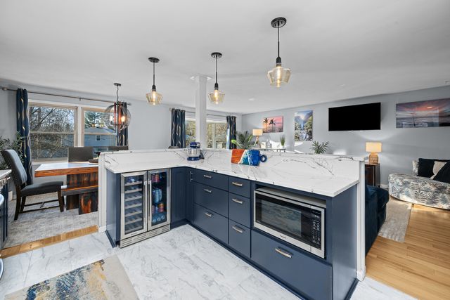 2413 3rd Street, Moline, IL 61265