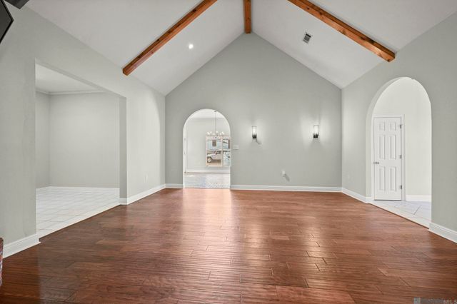 35096 Stone Castle Dr, Denham Springs, LA 70706