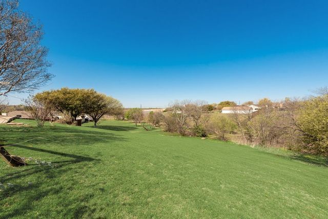 4801 Hetherington Drive, The Colony, TX 75056