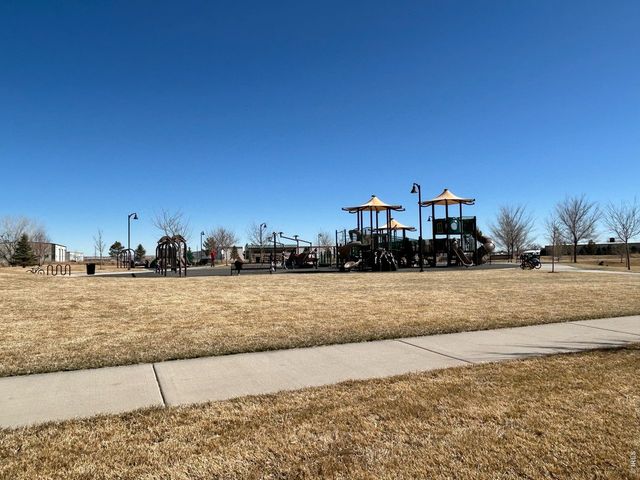 8770 Crossfire Dr, Wellington, CO 80549