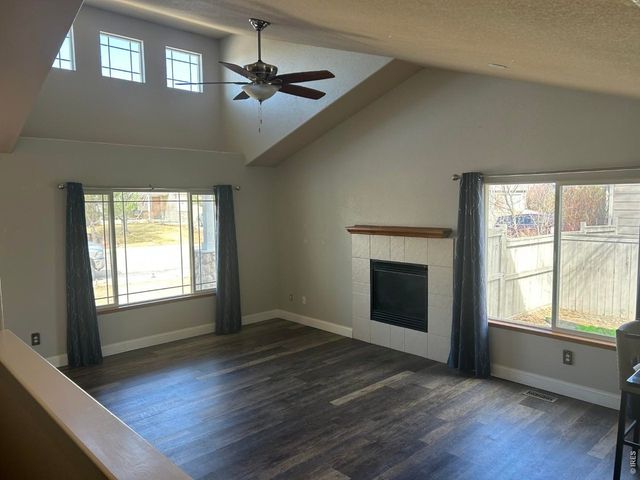 8770 Crossfire Dr, Wellington, CO 80549