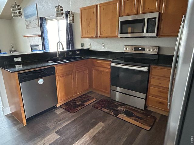 8770 Crossfire Dr, Wellington, CO 80549