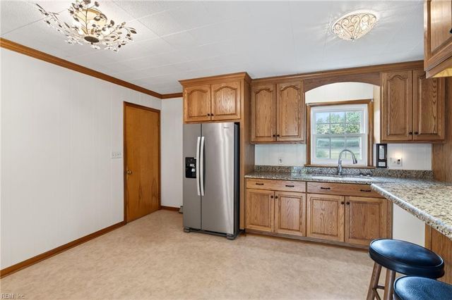 6743 Williams Landing RD, Hayes, VA 23072