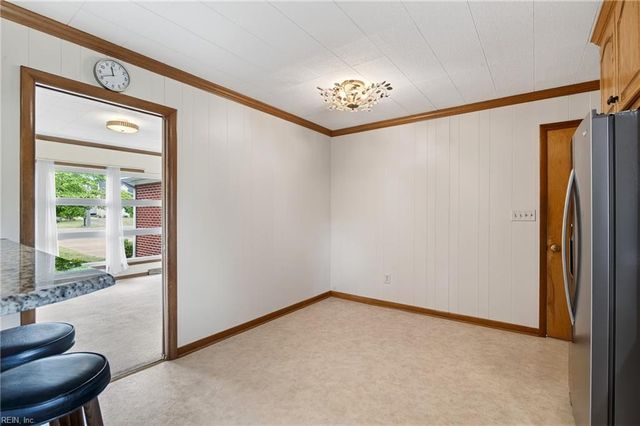 6743 Williams Landing RD, Hayes, VA 23072