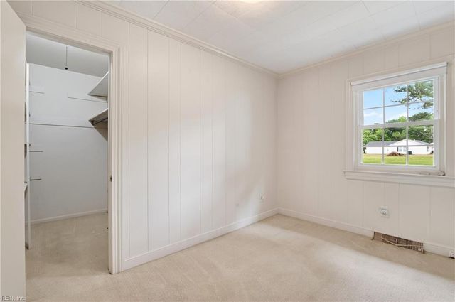 6743 Williams Landing RD, Hayes, VA 23072