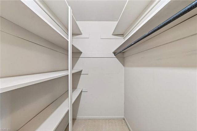 6743 Williams Landing RD, Hayes, VA 23072