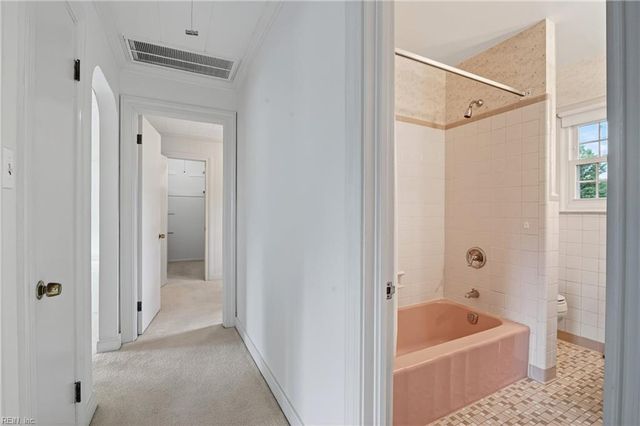 6743 Williams Landing RD, Hayes, VA 23072