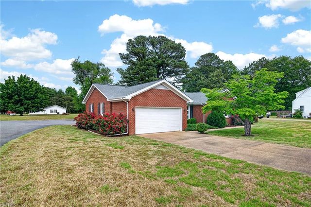 6743 Williams Landing RD, Hayes, VA 23072