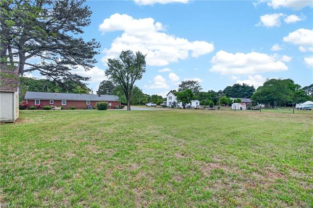 6743 Williams Landing RD, Hayes, VA 23072