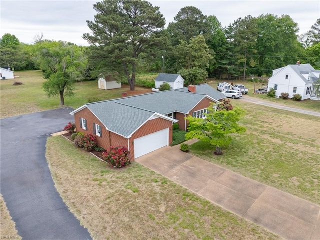 6743 Williams Landing RD, Hayes, VA 23072