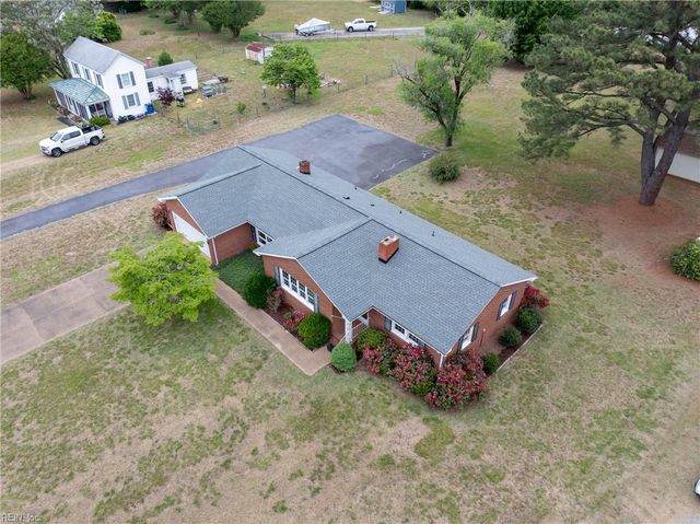 6743 Williams Landing RD, Hayes, VA 23072