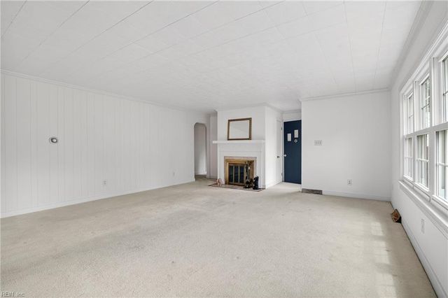 6743 Williams Landing RD, Hayes, VA 23072