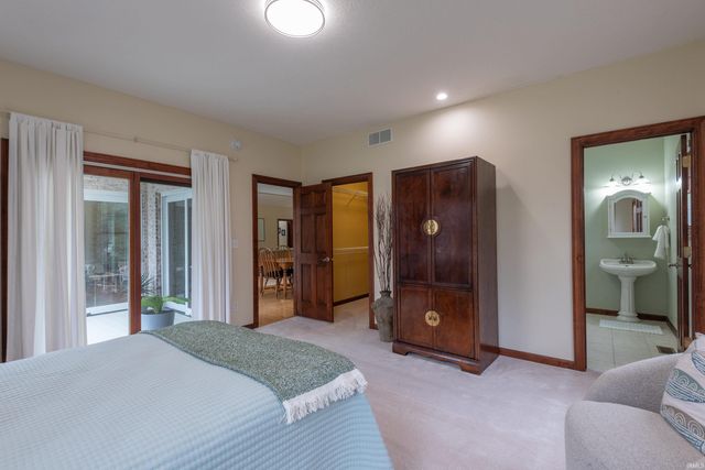 9950 S Tailwater Drive, Bloomington, IN 47401