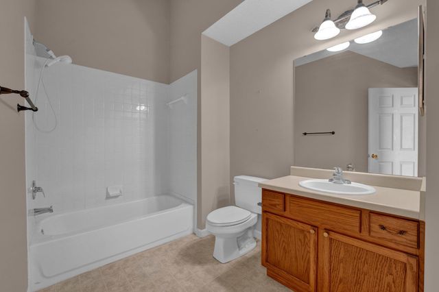 271 OAK CLUB LN # 12, Collierville, TN 38017