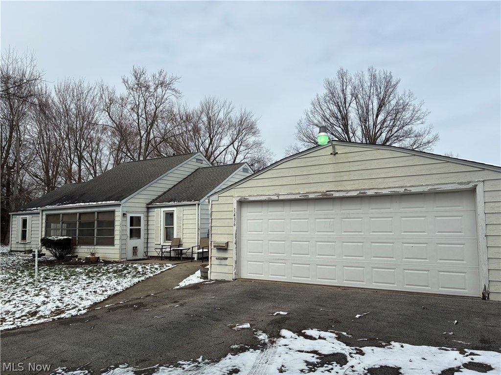 1436 Clinton Street, Niles, OH 44446