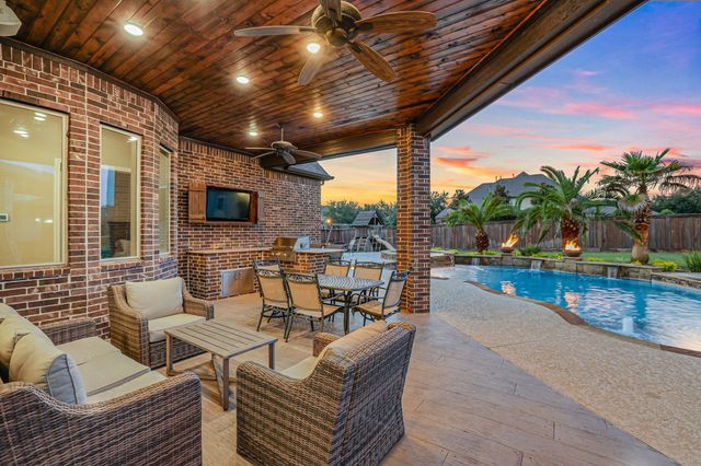 21614 Fairhaven Creek Drive, Cypress, TX 77433