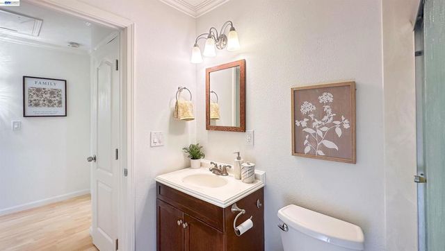 428 W Broadmoor Blvd, San Leandro, CA 94577