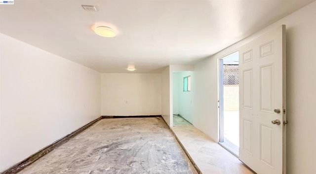 428 W Broadmoor Blvd, San Leandro, CA 94577