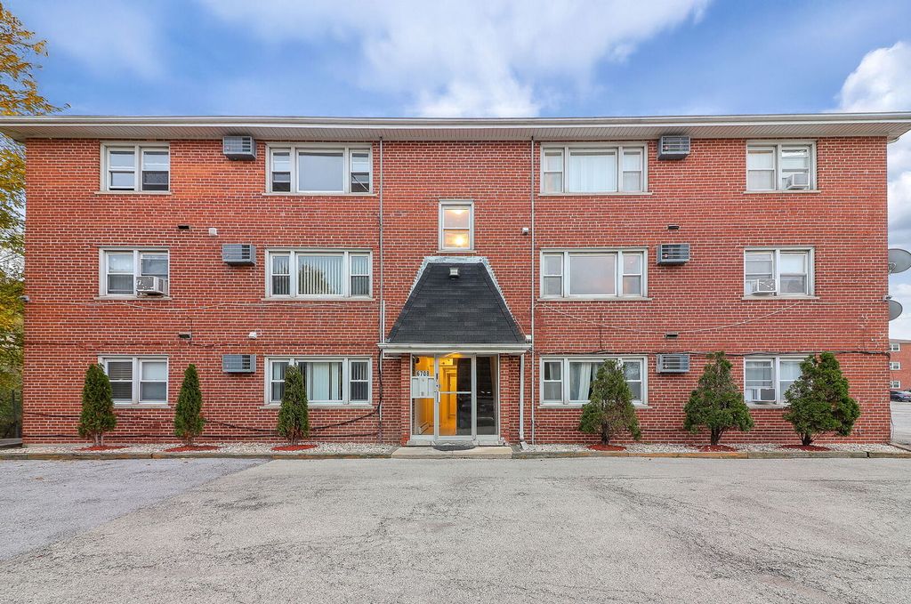 6708 W 107th Street 3C, Chicago Ridge, IL 60415