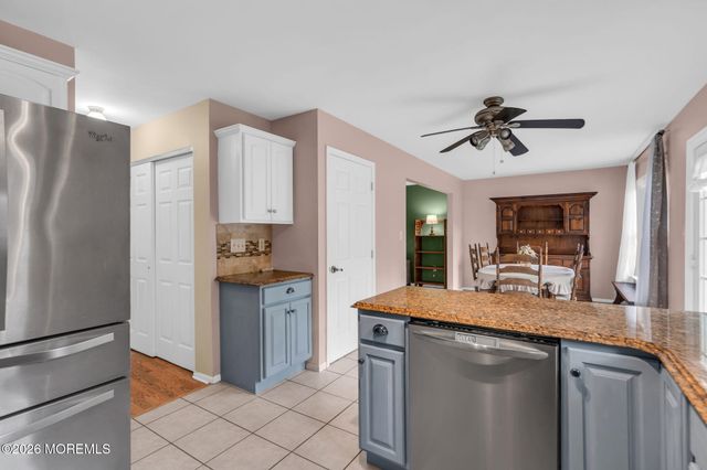70 Sloop Creek Road, Bayville, NJ 08721