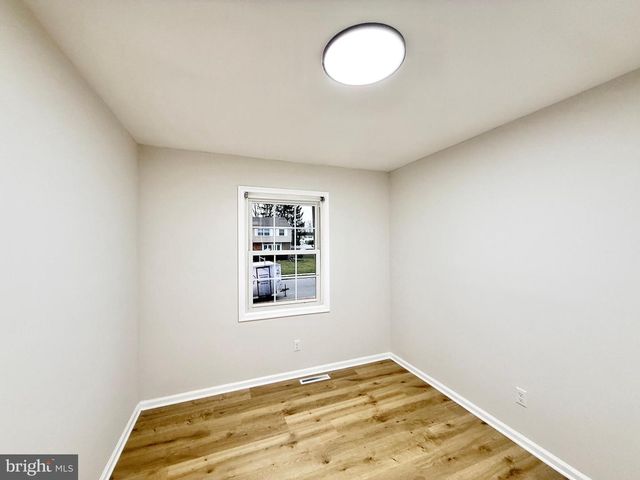 4 ALTAIR CT, Turnersville, NJ 08012