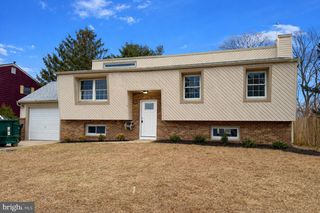 4 ALTAIR CT, Turnersville, NJ 08012