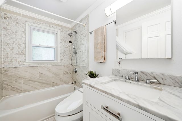 6 Brookside Ave, Lexington, MA 02421