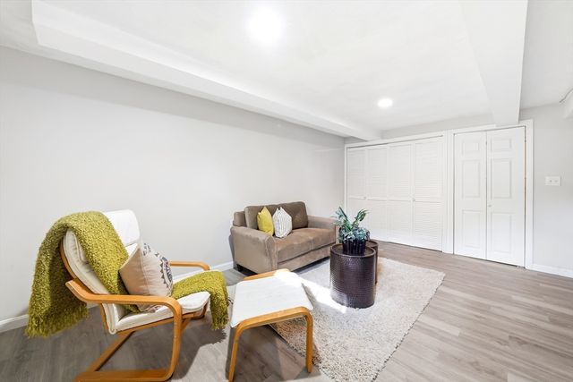 6 Brookside Ave, Lexington, MA 02421