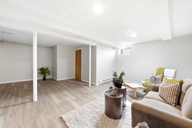 6 Brookside Ave, Lexington, MA 02421