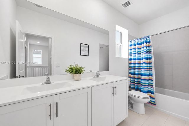 1367 SE 26th Ter, Homestead, FL 33035