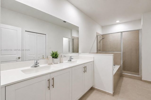 1367 SE 26th Ter, Homestead, FL 33035