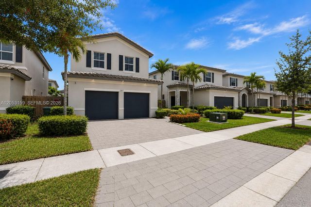 1367 SE 26th Ter, Homestead, FL 33035