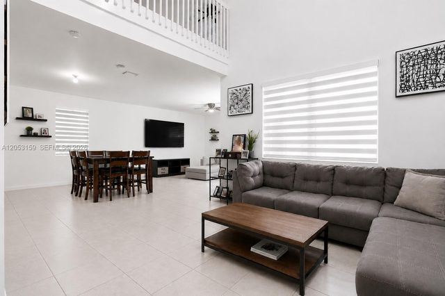 1367 SE 26th Ter, Homestead, FL 33035