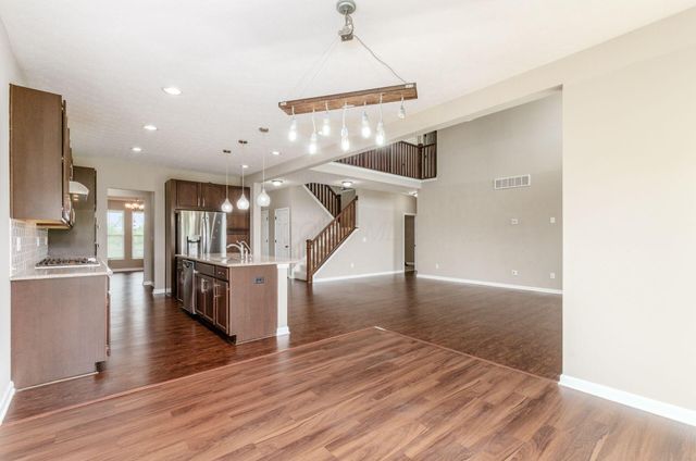 5642 Coventry Court, Lewis Center, OH 43035