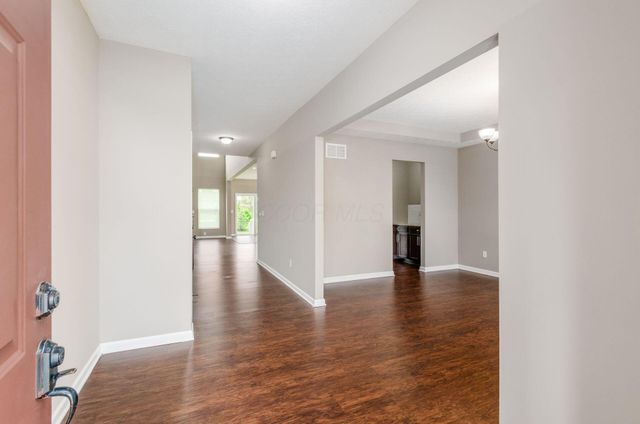 5642 Coventry Court, Lewis Center, OH 43035