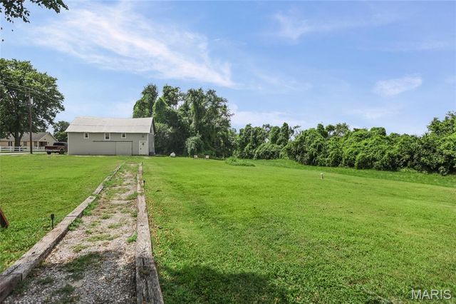 419 Old Rock Road, Granite City, IL 62040