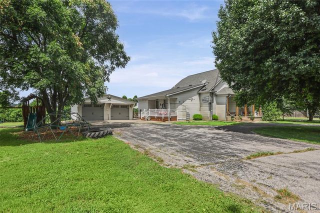 419 Old Rock Road, Granite City, IL 62040