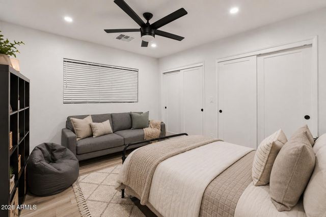 504 W HARMONT Drive, Phoenix, AZ 85021