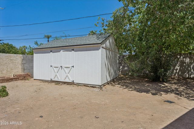 504 W HARMONT Drive, Phoenix, AZ 85021