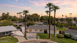 504 W HARMONT Drive, Phoenix, AZ 85021