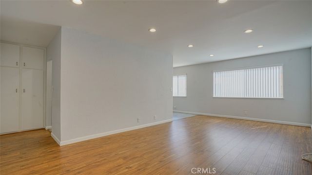 377 W California Avenue 27, Glendale, CA 91203