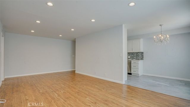 377 W California Avenue 27, Glendale, CA 91203