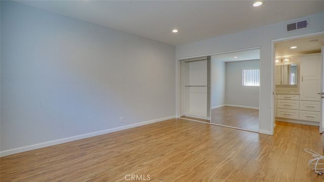 377 W California Avenue 27, Glendale, CA 91203